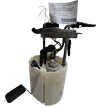 08 Chevy suburban avalanche GMC Yukon 5.3 L fuel pump VIN 0 8TH digit 15... - $34.64