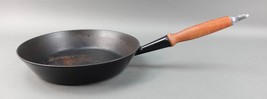 Le Creuset France 28 Black Enamel Cast Iron Skillet Frying Pan With Wood Handle - £110.64 GBP