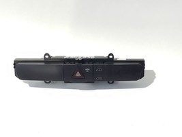 Hazzard Lock Switch PN 9068701010 OEM Mercedes Benz Sprinter Van25 2010 ... - $9.74
