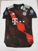 Robert Lewandowski Bayern Munich UCL Match Slim Red Home Soccer Jersey 2020-2021 - $90.00