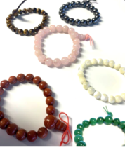 6 PIECES ASSORTED STONE CHIP BRACELETS crystals 737 jewelry hematite ros... - $16.10