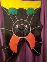 Vintage Yard Garden House Flag Halloween Cute Embroidered Bat Large 24”x 36” EUC - £15.70 GBP