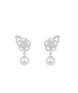 Chanel White Gold Diamond And Pearl Camelia Earrings - £5,093.69 GBP