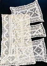Vintage MCM 1960&#39;s Hand Crocheted Ecru Matching Set Of 4 Table Runner &amp; Doilies - £13.39 GBP