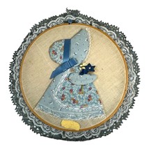 Vintage Sunbonnet Sue Embroidery Hoop Art With Lace Trim Vintage Cottage Core - £20.97 GBP