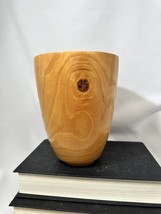 Artisan turned wood vase pear Wood Jim Bewley 2006 PA - £36.61 GBP