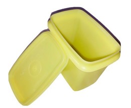 Tupperware Shelf Saver Container #1243-6 Seal Lid #1244-7 Yellow  - $10.88