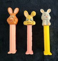 PEZ: BUNNY RABBIT Dispensers ~ See All Pics &amp; Read Descriptions For  Det... - $37.05 MXN
