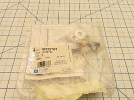 GM 19329763 Door Hinge Pin Repair Kit Factory Sealed - $45.45