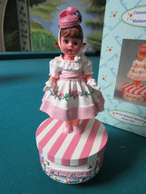 Madame Alexander Figurine Music Box Thank Heaven For Little Girls Nib - £97.31 GBP