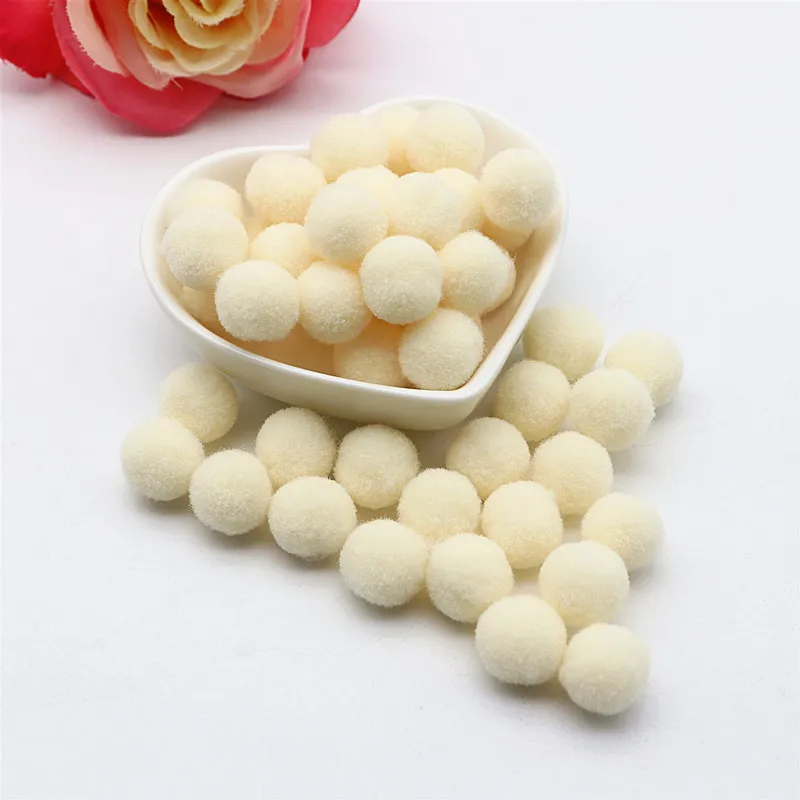 15g Fluffy Soft Pompom 8 Mm 10 15 20 25 30 Plush DIY Home -30mm 15g 44 - $2.69 CAD