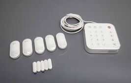 Arlo SS1501 Home Security System Keypad Hub with 5 Sensors image 2