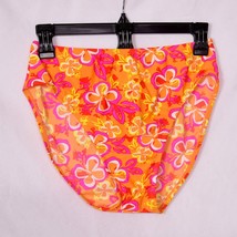 Carolina Colours Swim Bottoms Size Medium - $25.96 CAD