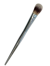 IT Cosmetics Large Eyeshadow Brush#216- Brand New - $12.86