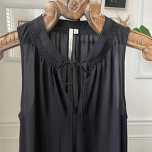 Bellatrix Black Sleeveless Keyhole Peasant Blouse Top M - $337.22 MXN