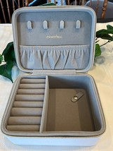 Pandora Floral Zip Around Travel Jewelry Box Organizer White - £23.05 GBP