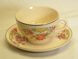 Universal Cambridge Camwood Ivory Rambler Rose Footed Cup &amp; Saucer Set - £11.83 GBP