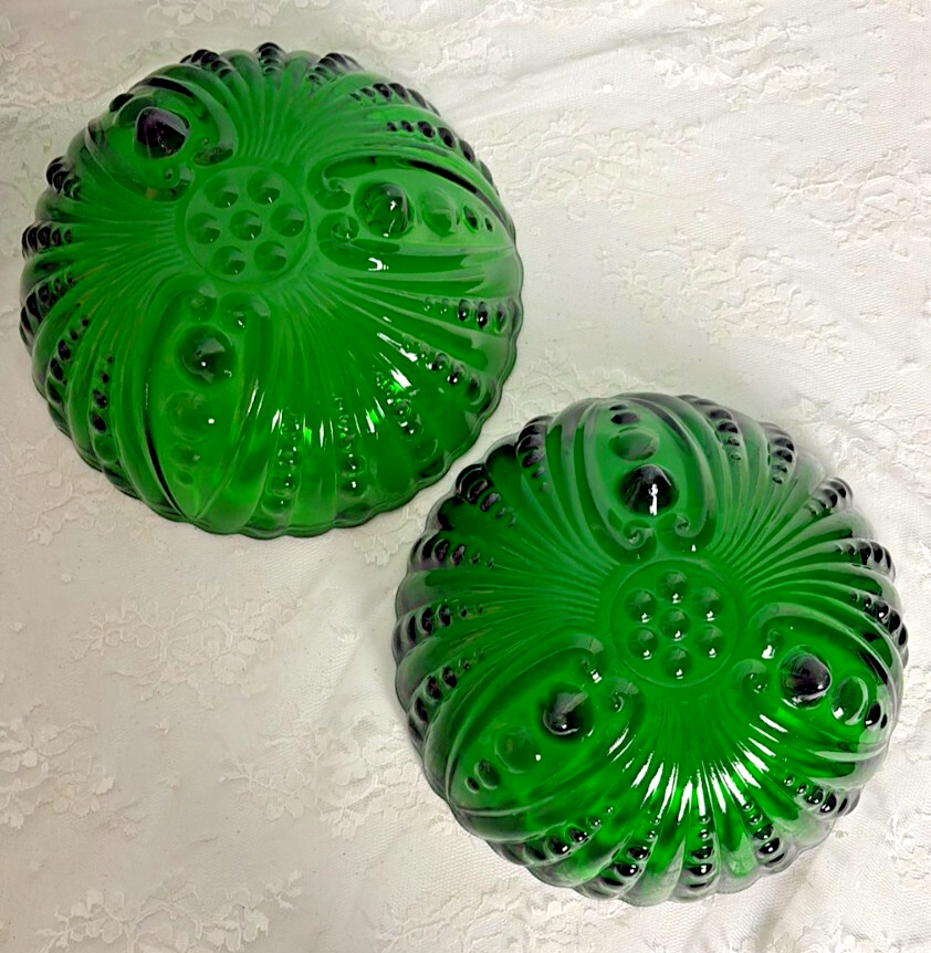 Pair of Vintage Green Glass Serveware Bowls Midcentury Modern Item image 4