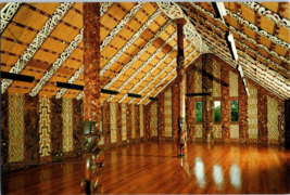 Maori Meeting House Whare Runanga New Zealand Postcard - £7.08 GBP