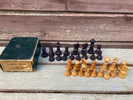 Vtg Chess Men #4715 Milton Bradley Springfield Massachusetts Wood 1940s - $29.65