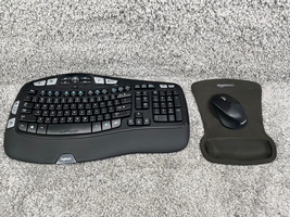 Logitech K350 Black Standard Wireless Wave Keyboard &amp; M720 Wireless Mouse - £30.31 GBP