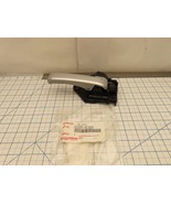 Toyota 69205-0C020 Interior Door Handle Right RH - $1,015.49 MXN