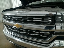 Grille Chrome Surround Fits 16-18 SILVERADO 1500 PICKUP 104913353 - $802.74