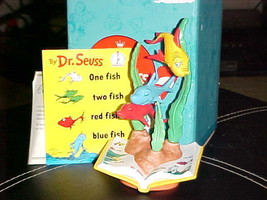 Hallmark Dr. Seuss Funny Fish Red, Blue, &amp; Yellow Figurine With Box 1st Edition - £59.33 GBP