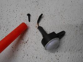 2004 jeep Grand Cherokee COURTESY LIGHT - $24.99