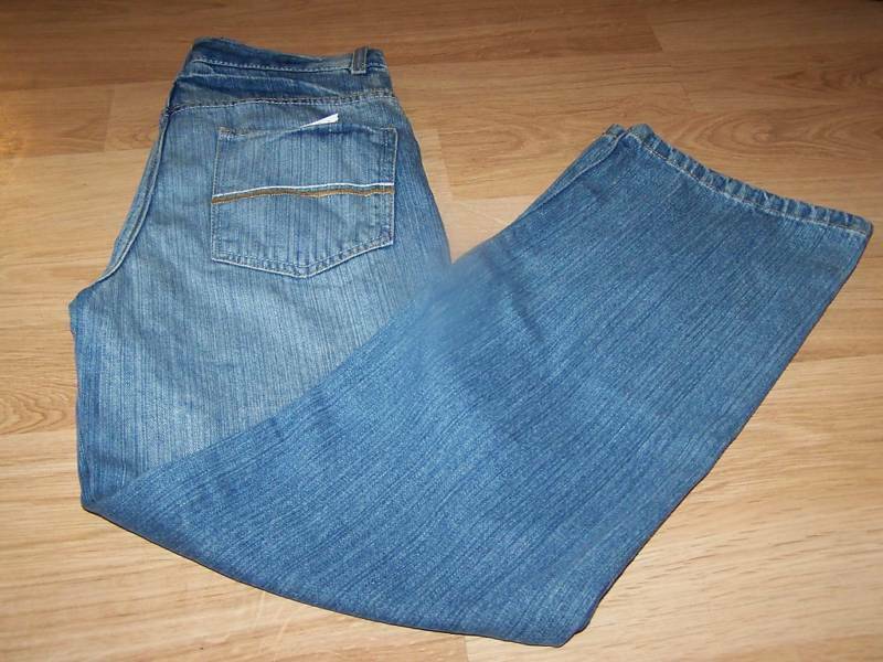 Primary image for Boy's Size 16 Bootcut Boot Cut Denim Blue Jeans Faded Glory Light Wash New