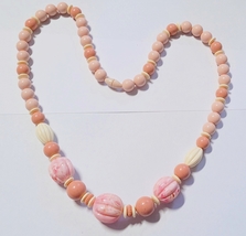 Vintage Pink Plastic Bead Necklace 28 Inches Long - £7.95 GBP