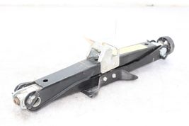 08-16 AUDI A5 Spare Tire Jack F925 image 3
