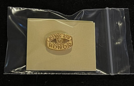 Vintage Ring Of Honor Gold Tone Pin - £6.84 GBP