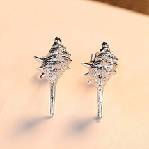 Small Conch Earrings S925 Silver Earrings Korean Style Simple Geometric Shell Sh - £14.92 GBP