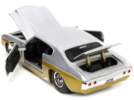 1970 Chevrolet Chevelle SS Gold and Silver Metallic &quot;Bigtime Muscle&quot; 1/24 Diecas - £31.80 GBP