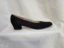 Vintage Salvatore Ferragamo Black Suede Pumps Classic Career Heels Size ... - £46.69 GBP