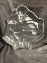 Superman Aluminum Cake Pan #502-1212 DC Comics circa 1977 by Wilton - $12.86