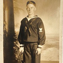 RPPC 1918 US Navy WWI Sailor Studio Portrait Pensacola AZO Divided Back Postcard - £43.91 GBP