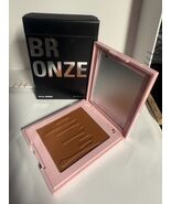 Kylie Jenner Pressed Bronzing Powder 0.39oz/11g New Boxed TAWNY MAMI - $16.65