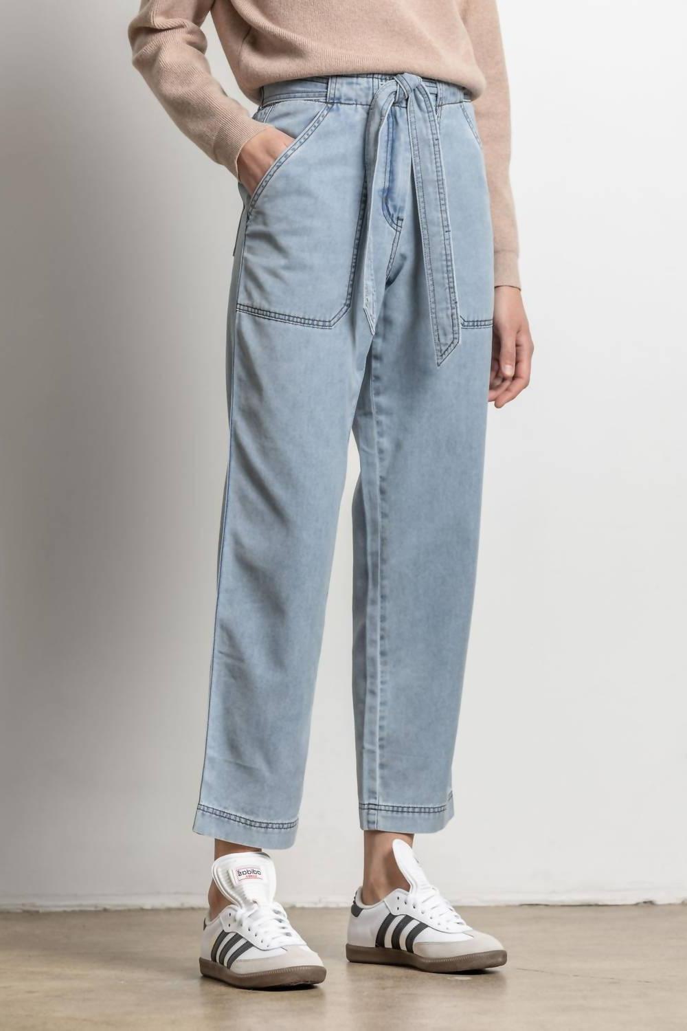 Lilla P Denim Belted Pant Light Wash - $78.00