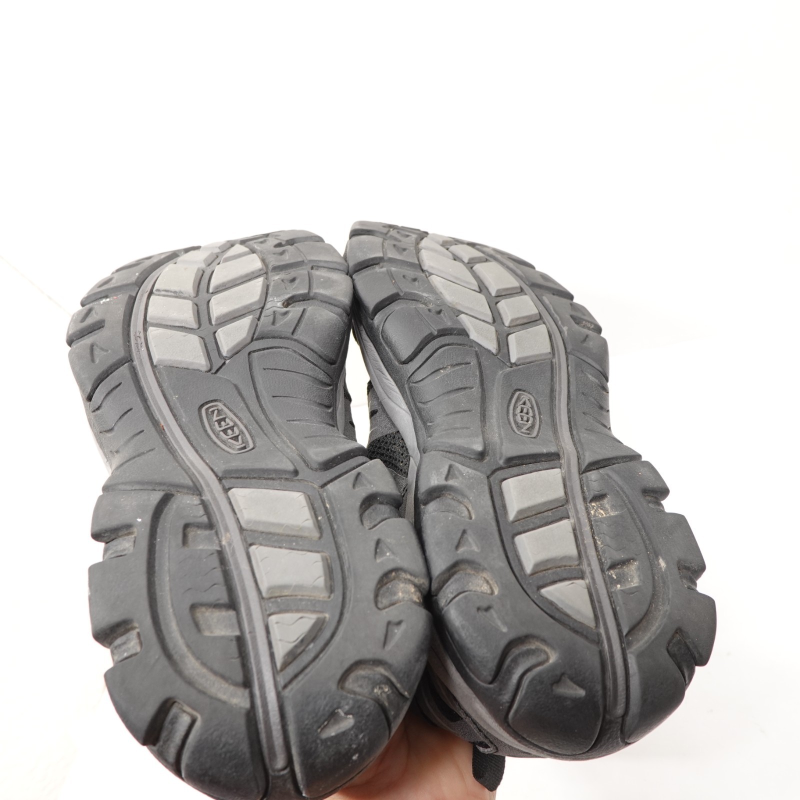 Keen McKenzie Shoes Mens Size 10.5 Black Gray Mesh Hybrid Water Camping Summer Item image 8