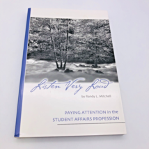 Listen Very Loud Paying Attention in the Student Affairs By Randy L. Mitchell - £18.96 GBP