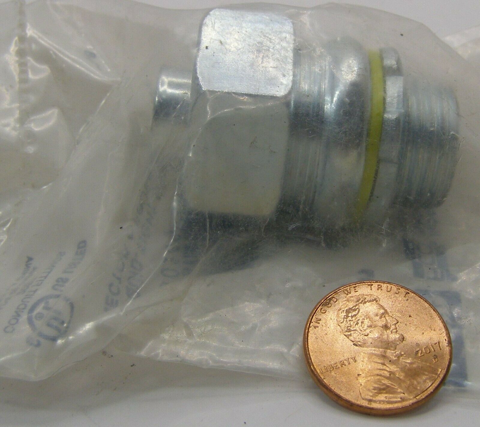 Raco Hubbell Liquid-Tight Connector 3402-8 1/2&quot; - $7.49