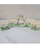 Cottontail Lane 3 Piece Rose Fence Arbor Trellis Figurine Set Midwest Ca... - €29,24 EUR