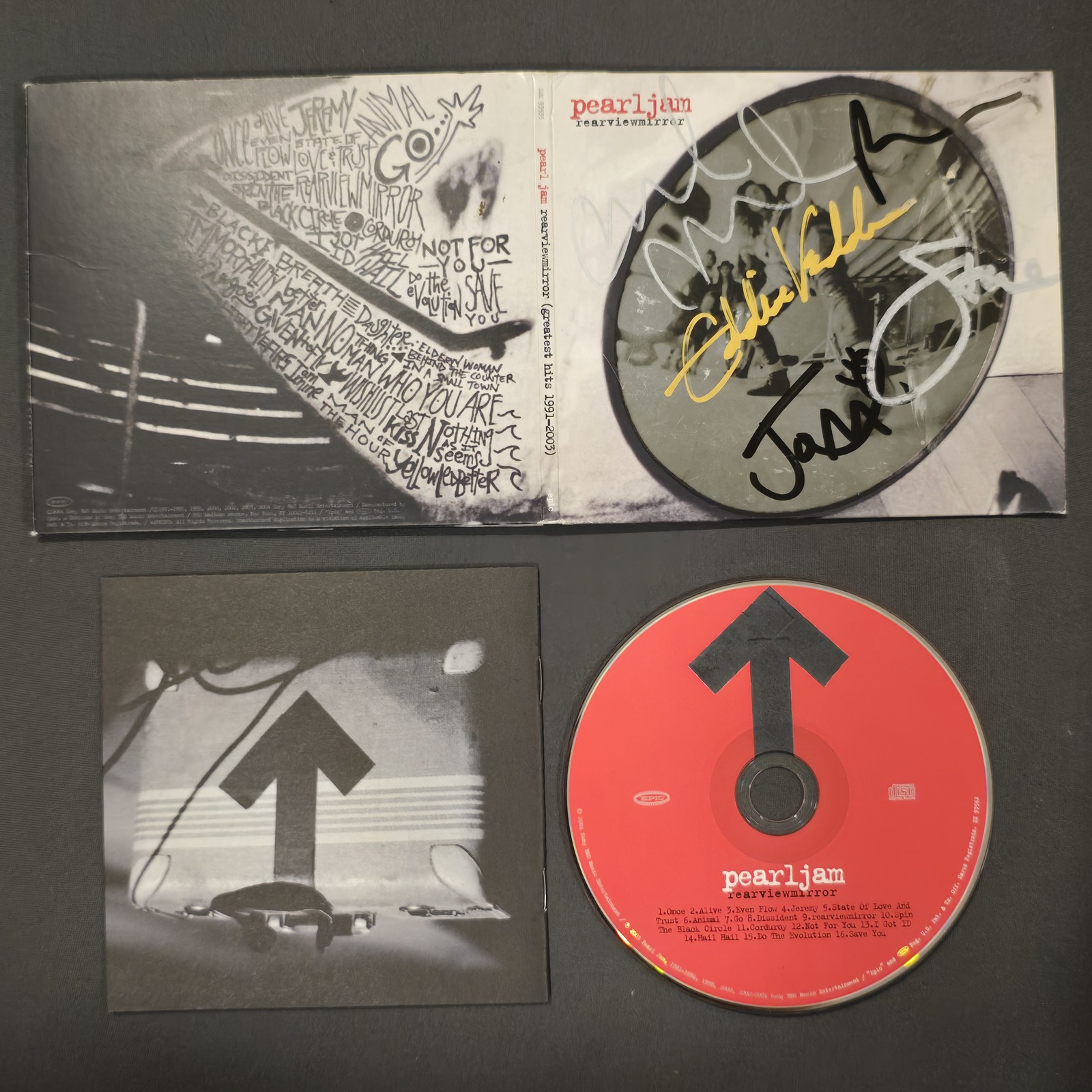 Pearl Jam signed cd Rearview mirror, 5 members, Original, Vintage, Great... - $155.00