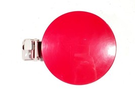 Fuel Filler Door Vivid Red OEM Suzuki SX4 2012 - $235.42 MXN