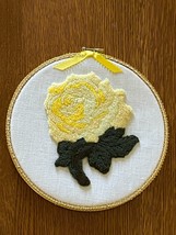 Vintage Punch Needlepoint Needlework Yellow Rose on White Linen in Ribbon Covere - £10.62 GBP
