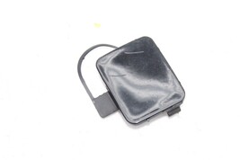 06-08 BMW E90 E91 FRONT BUMPER TOW HOOK COVER CAP E6228 image 4