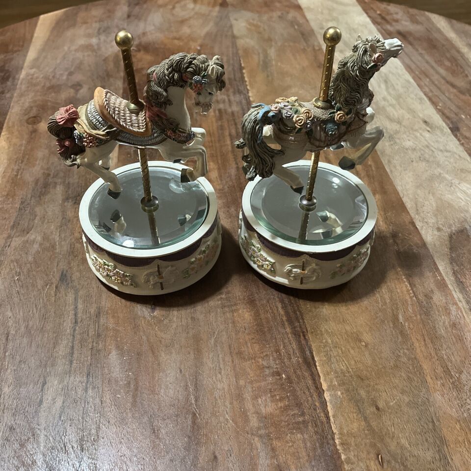 Carousel Horse Mirrored Round Bisque Music Box  SET Vintage Collectable ... - $23.03