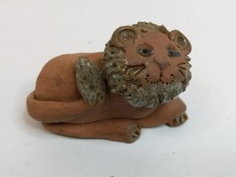 Small Folk Art Hand Made Red Fired Clay Lion Figure Figurine 2.5&quot;Long Marked  - £13.44 GBP